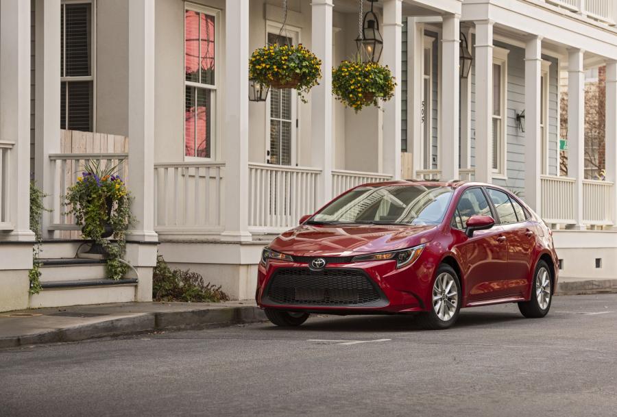  Toyota Corolla LE Sedan 2019 года  (NA) (фото 1 из 24)